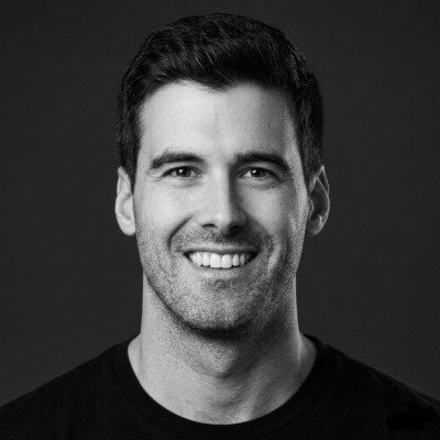Black and white portrait of John Ghiorso